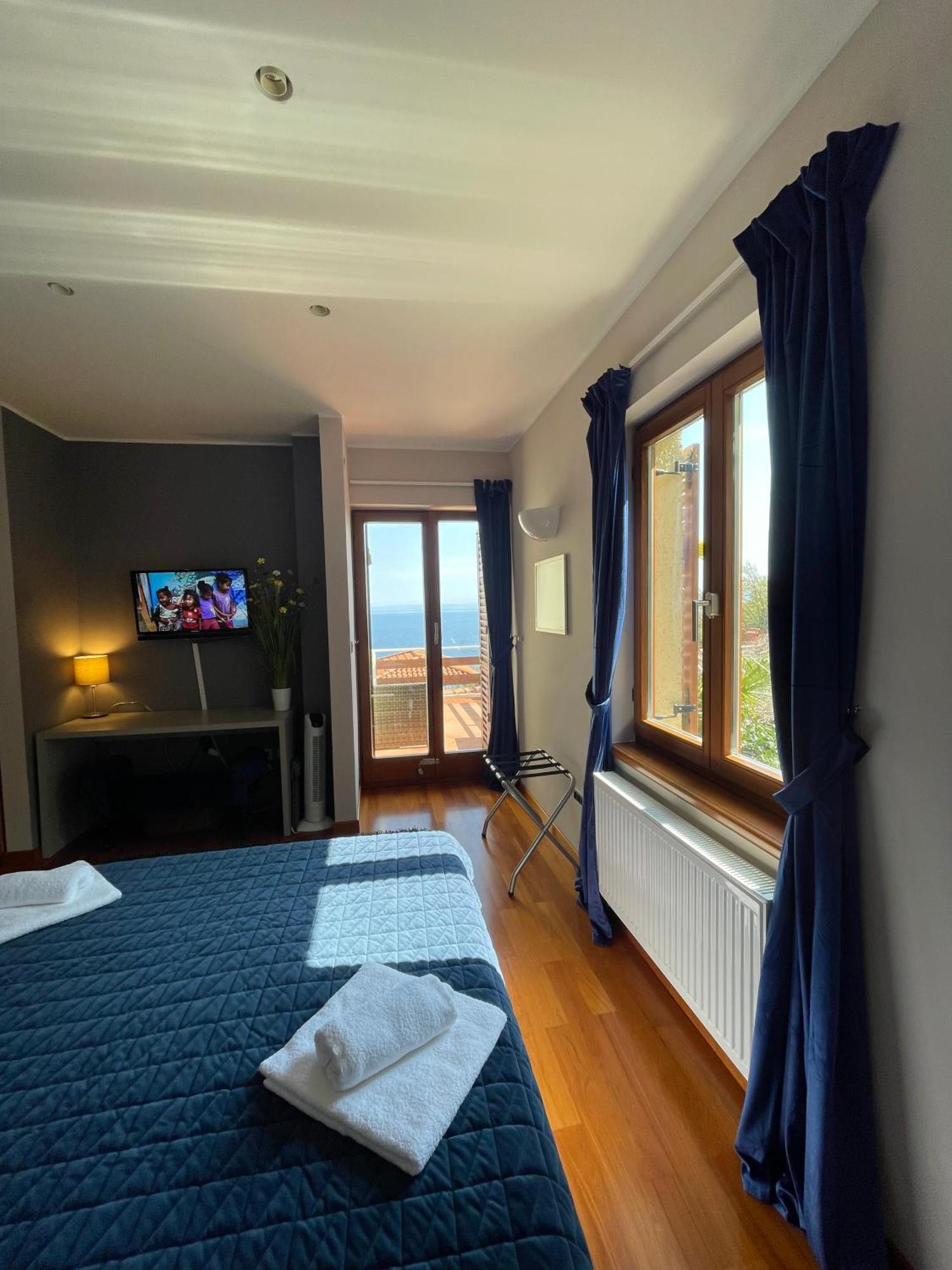 Villa Lovran - 150M To The Beach - Infinity Pool - Incredible Sea View - Fitness Room 외부 사진